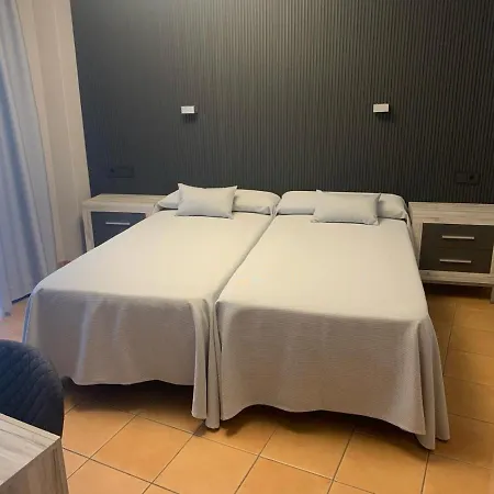 Hotel Cal Mariner *